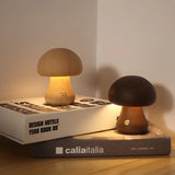 Lampe de table rechargeable en bois en forme de champignons