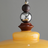 Suspension de salle à manger en verre beige de style médiéval