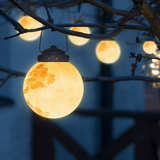 Lampe d'extérieur LED moderne Elif, suspension en métal doré et résine, idéale pour un hall d'entrée ou un extérieur