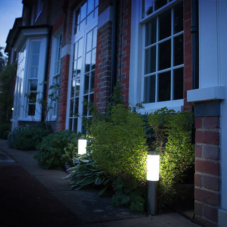 SolarGlo™ - Solar-powered waterproof garden Lamp