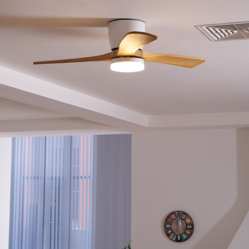 Plafonnier en bois avec ventilateur