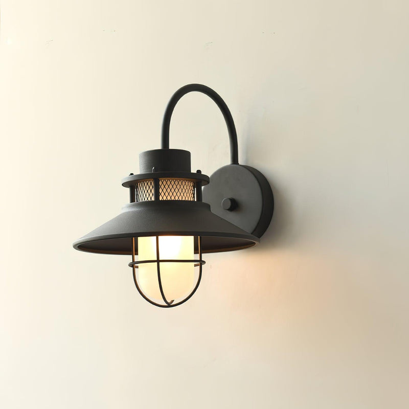 Felix Outdoor Lamp