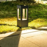 Nimbus Light | Solar-powered Column Lamp