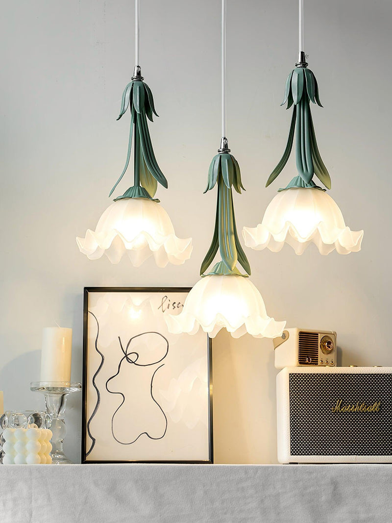 Lily of the valley pendant light