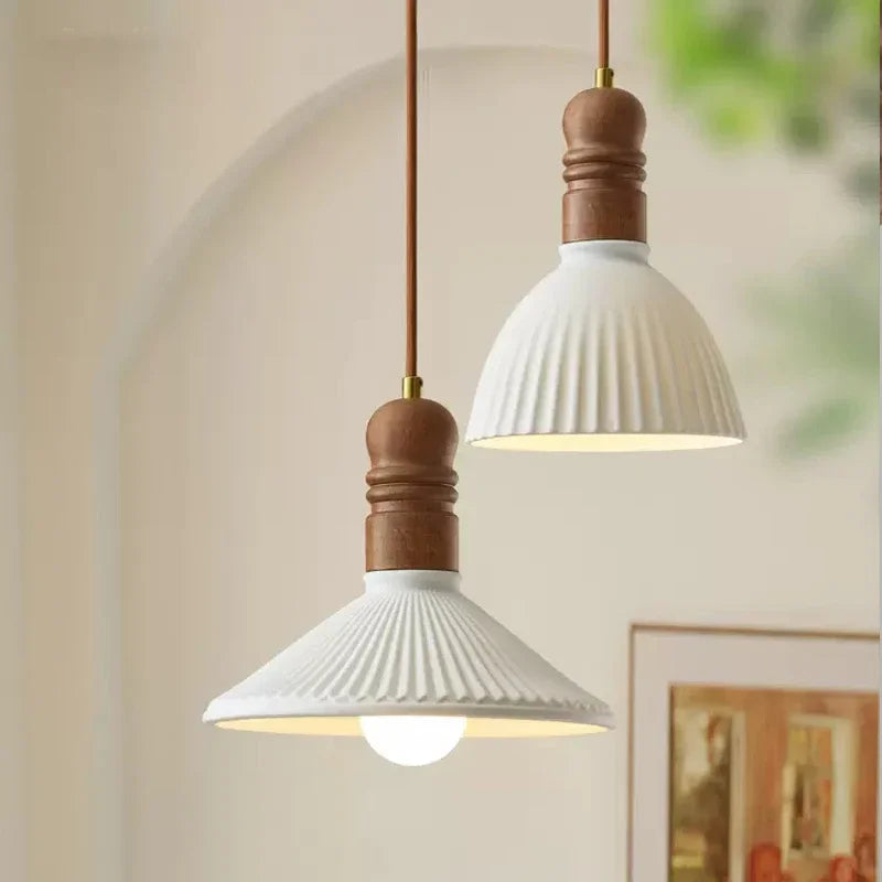 Cream Wind Solid Wood Pendant Light