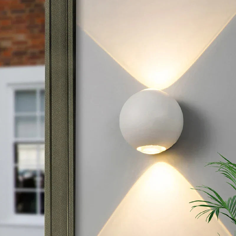 Ball Shape Aluminum Wall Light