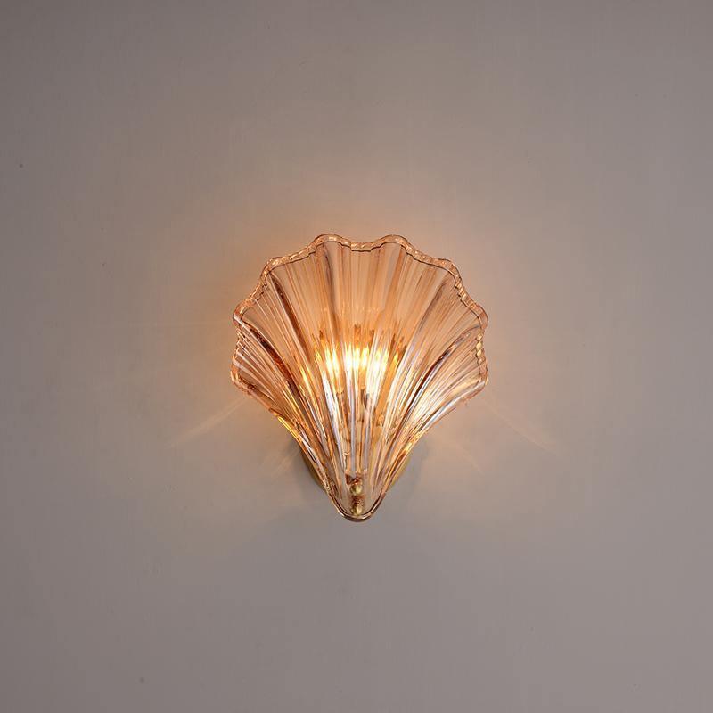 Shell Wall Light