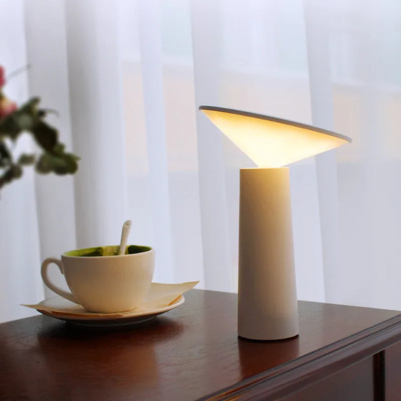 Remoteglo - Wireless Table Lamp