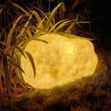 Luminaire extérieur en pierre vibrante 