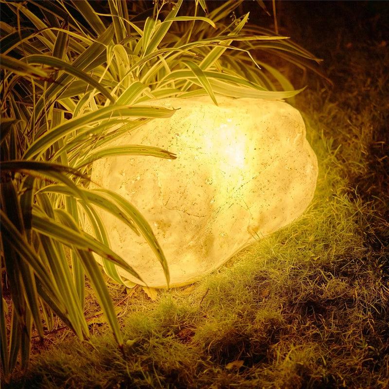 Luminaire extérieur en pierre vibrante 