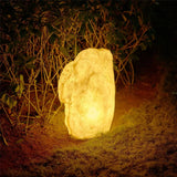 Luminaire extérieur en pierre vibrante 