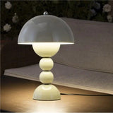 Lampe de table portable colorée à boutons de fleurs nordiques