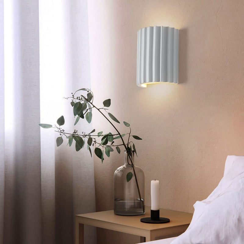 Modern semi-circular resin wall sconce for living room